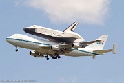 LD27_125 Space Shuttle Enterprise making its final landing at New York’s JFK Airport