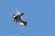 RE20_170 F-16CM Fighting Falcon 92-3920 SW from 55th FS 