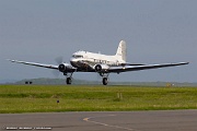 TE19_019 Douglas DC-3C 