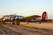 JH07_020 Boeing B-17G Flying Fortress 