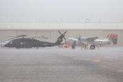 KJ23_455 Seahawk and Greyhound in the rain