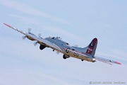 KF04_025 Boeing B-17G Flying Fortress 