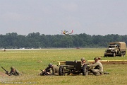 KG23_151 Thunder over Michigan 2011 pictures from ground battle reenactment