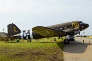 MF09_001 Douglas DC-3C Skytrain 