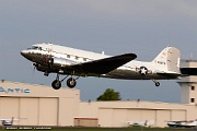 TE19_024 Douglas DC-3C 