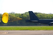 XC25_220 B-52H Stratofortress 60-0001 with drogue chute