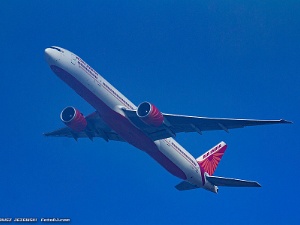 Boeing 777-300