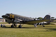 KG26_050 Douglas DC-3C 