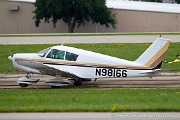 PG27_318 Piper PA-28-140 Cherokee Cruiser C/N 28-26082, N98166