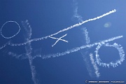 RG27_338 Tic-Tac-Toe in the sky